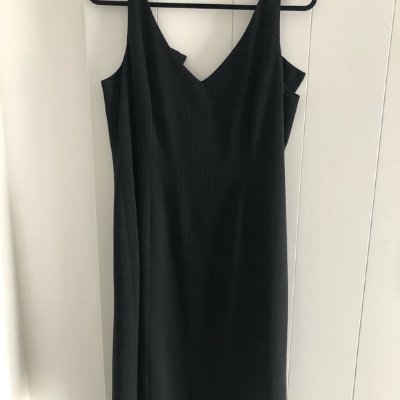 Dress - Picture 1 of 2